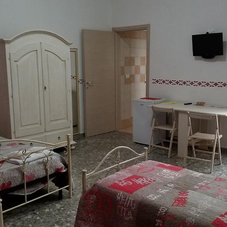גרוטליה B&B Da Mino חדר תמונה
